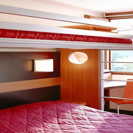 Premiere Classe Paris Ouest - - La Defense Hotel