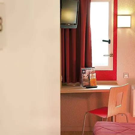 Hotel Premiere Classe Paris Ouest - - La Defense