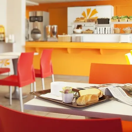 Premiere Classe Paris Ouest - - La Defense Nanterre