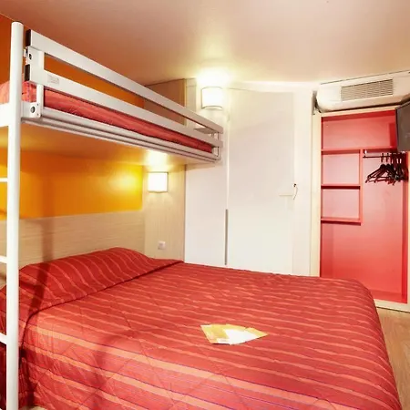 Hotel Premiere Classe Paris Ouest - - La Defense 2*