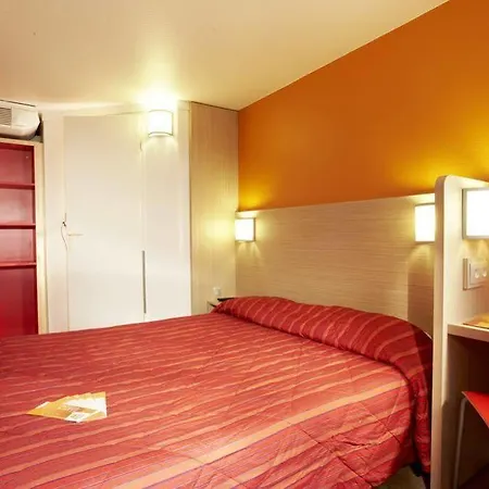 Hotel Premiere Classe Paris Ouest - - La Defense