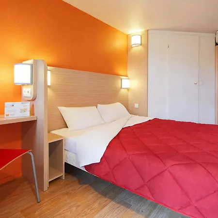 Hotel Premiere Classe Paris Ouest - - La Defense 2*